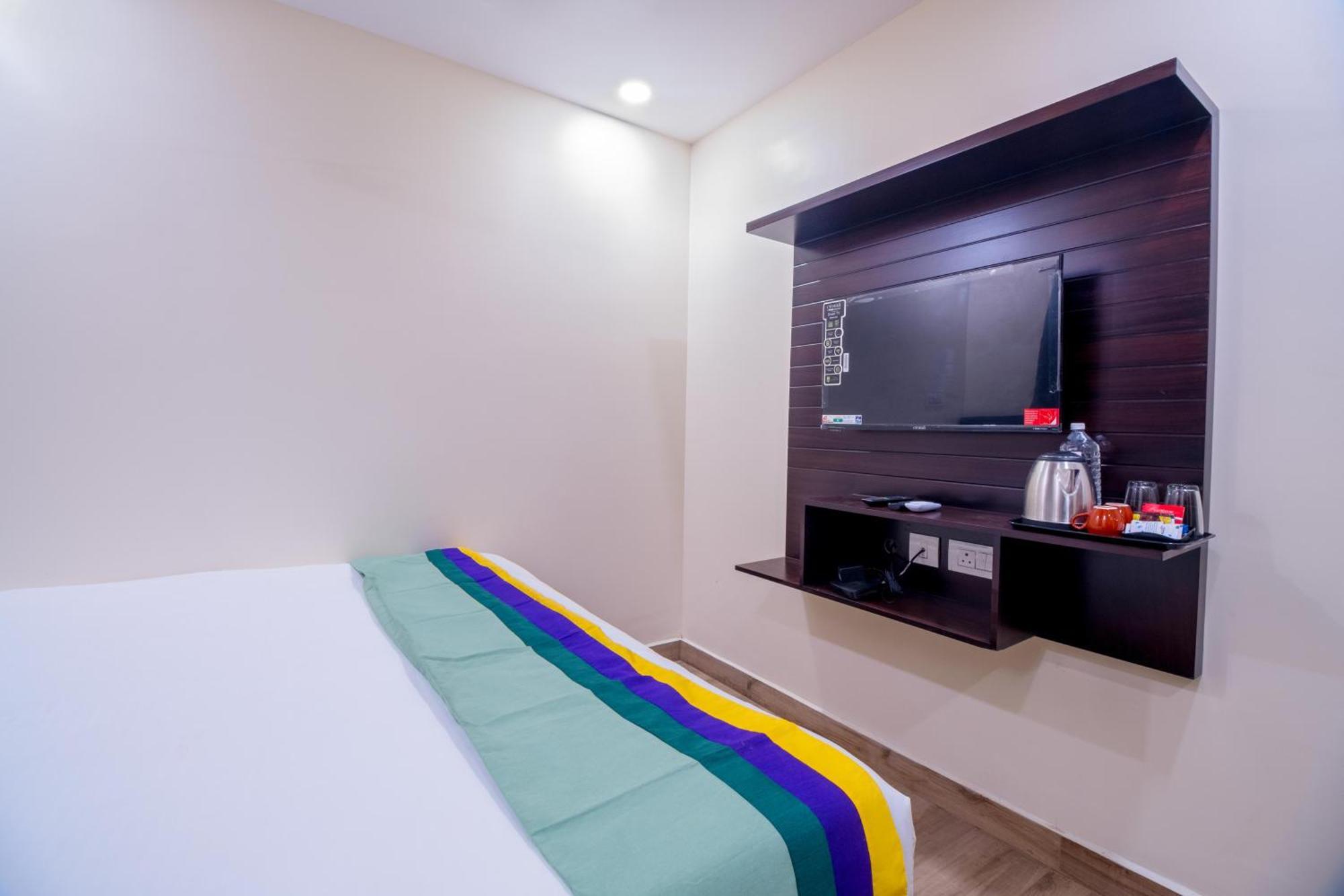 Treebo The Address Inn Mehdipatnam Hyderabad Esterno foto