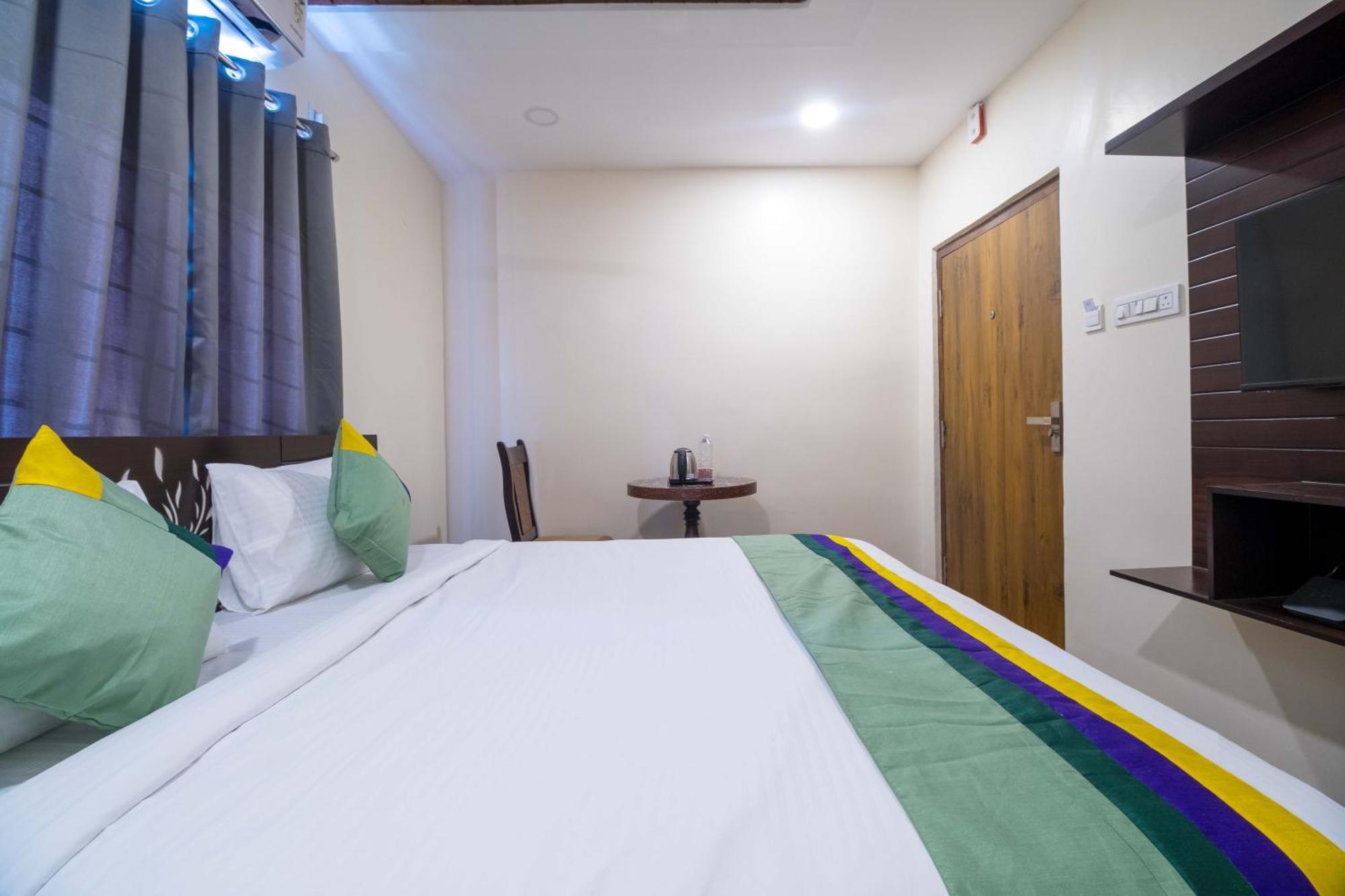 Treebo The Address Inn Mehdipatnam Hyderabad Esterno foto